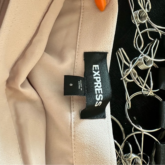 Express light rose flared skirt - Picture 3 of 3